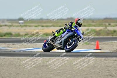 media/Apr-18-2025-TrackDaz (Fri) [[45f5874c44]]/C Group/Session 1 (Turn 7)/